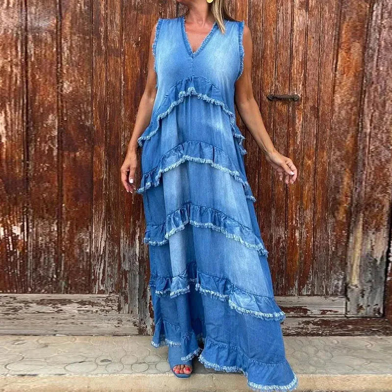 Vestido Jeans com Detalhe Babado